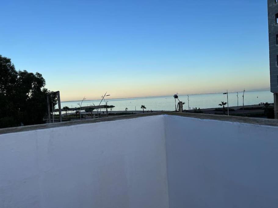 3 Zimmer Wohnung Corniche Nador Sidi Ali- Am Meer & Wifi エクステリア 写真